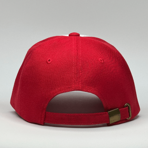 gorro de lona blanco con rojo