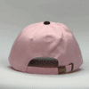 gorro de lona rosado bebé con visera negra