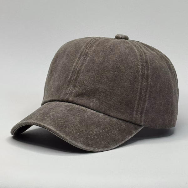 gorro vintage marrón para niños costado