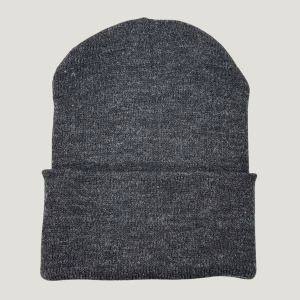 gorro beanie color guinda