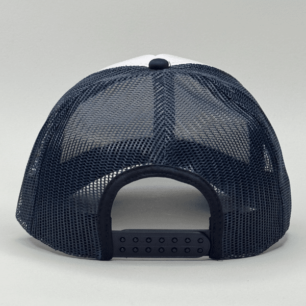 gorro trucker color azul atras