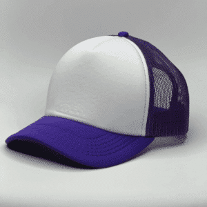 gorro trucker color morado costado
