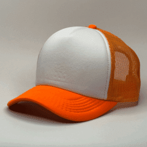 gorro trucker color naranja costado