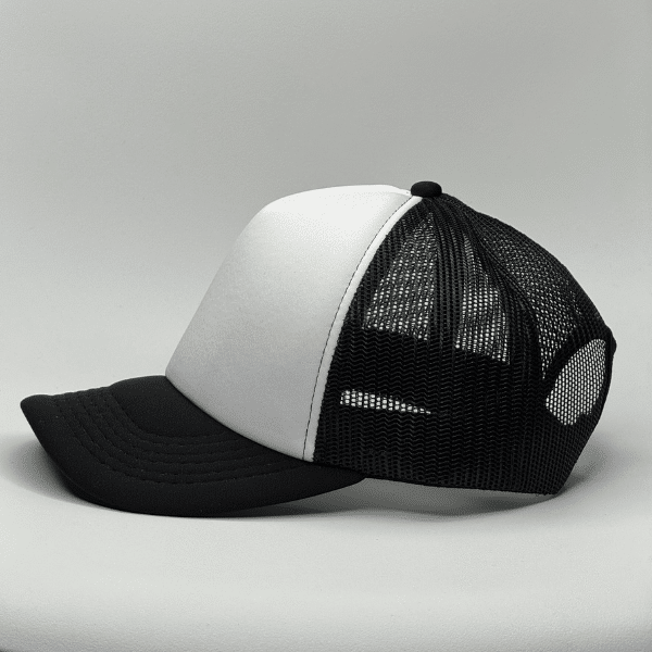 gorro trucker color negro largo