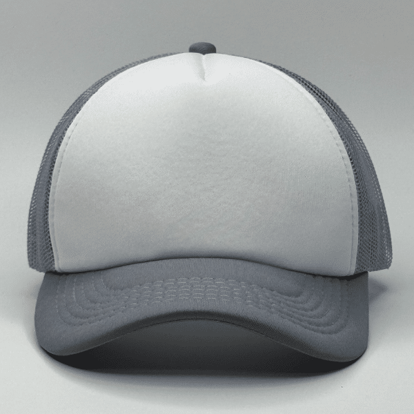 gorro trucker color plomo plata frente