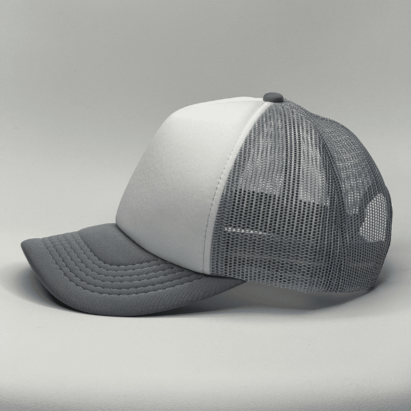 gorro trucker color plomo plata largo