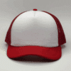 gorro trucker color rojo frente