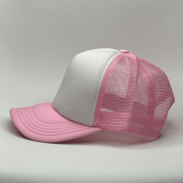 gorro trucker color rosado largo